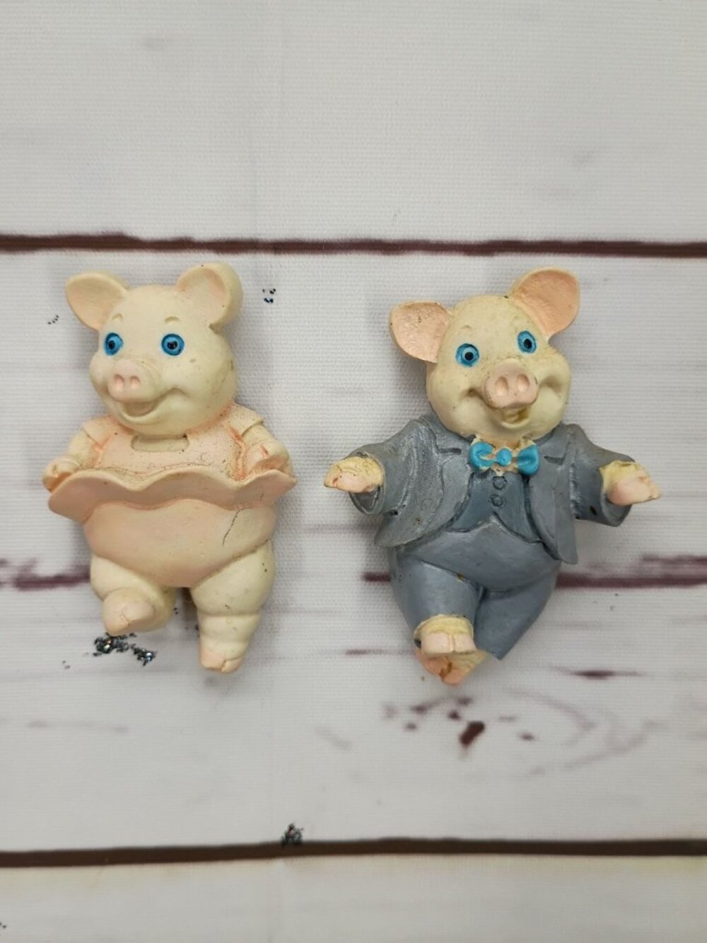 Vintage Dancing Pig Magnets Husband & Wife Kitschy Fridge Décor Memo Holder Set